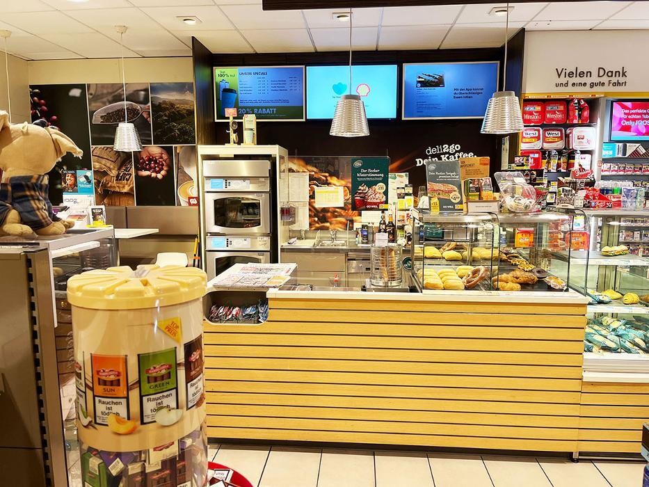 Bilder Shell Recharge Charging Station