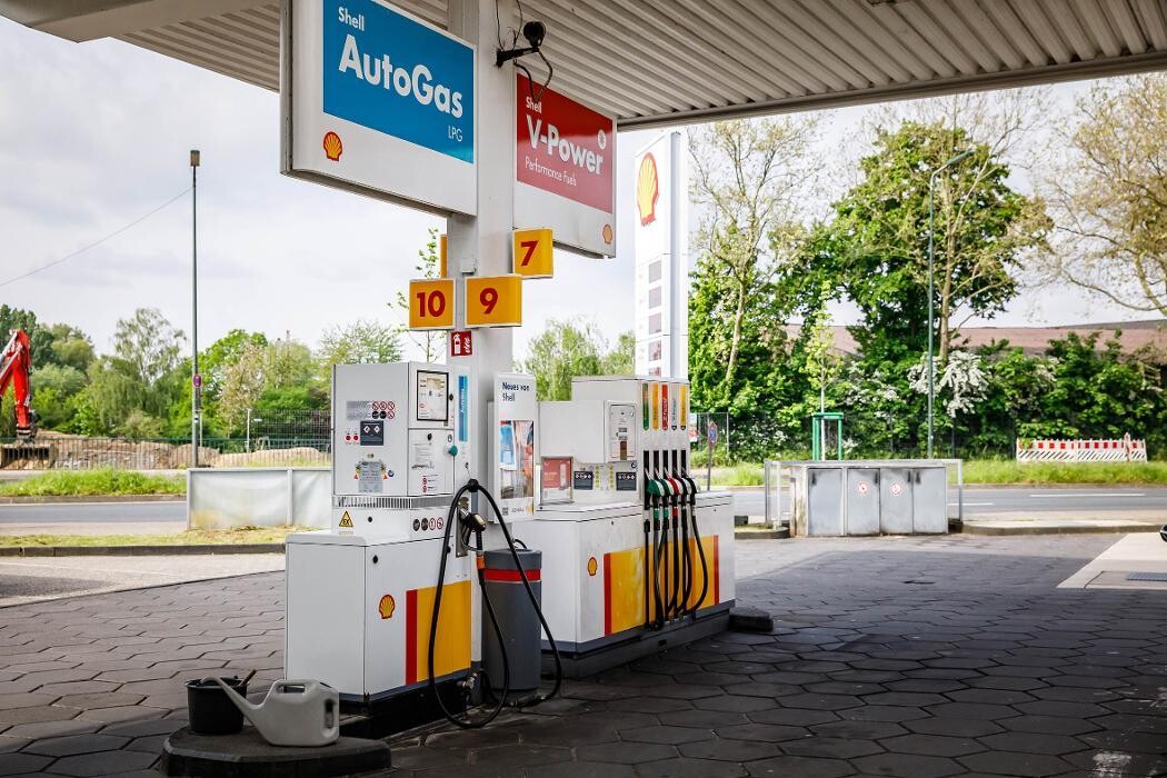 Bilder Shell Recharge Charging Station