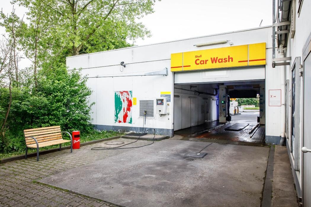 Bilder Shell Recharge Charging Station