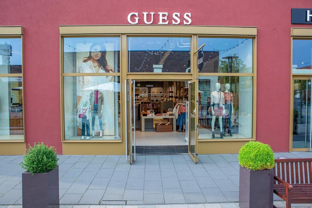 Bilder GUESS