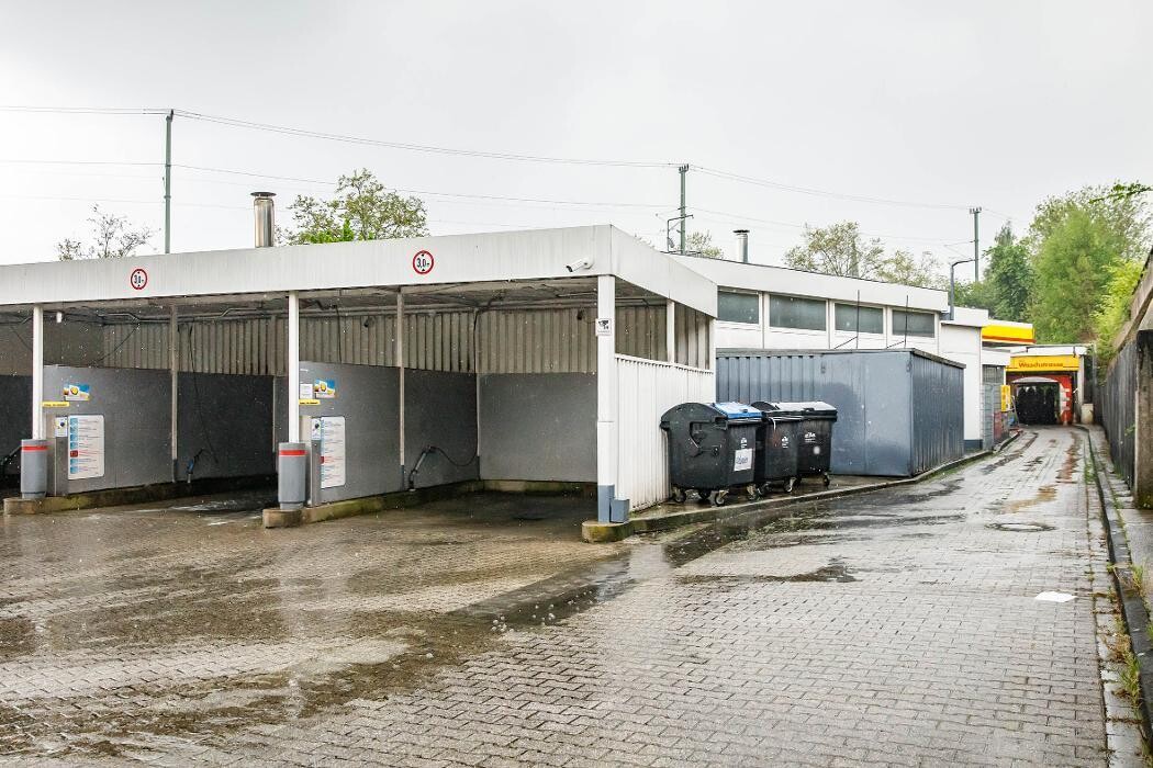 Bilder Shell Recharge Charging Station