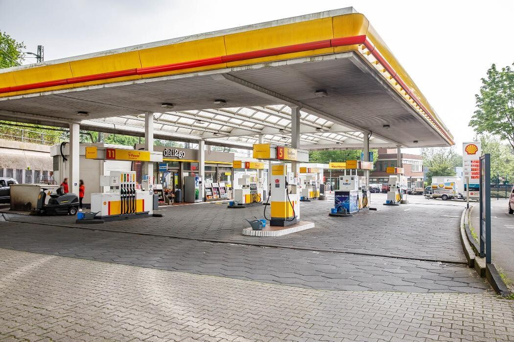 Bilder Shell Recharge Charging Station