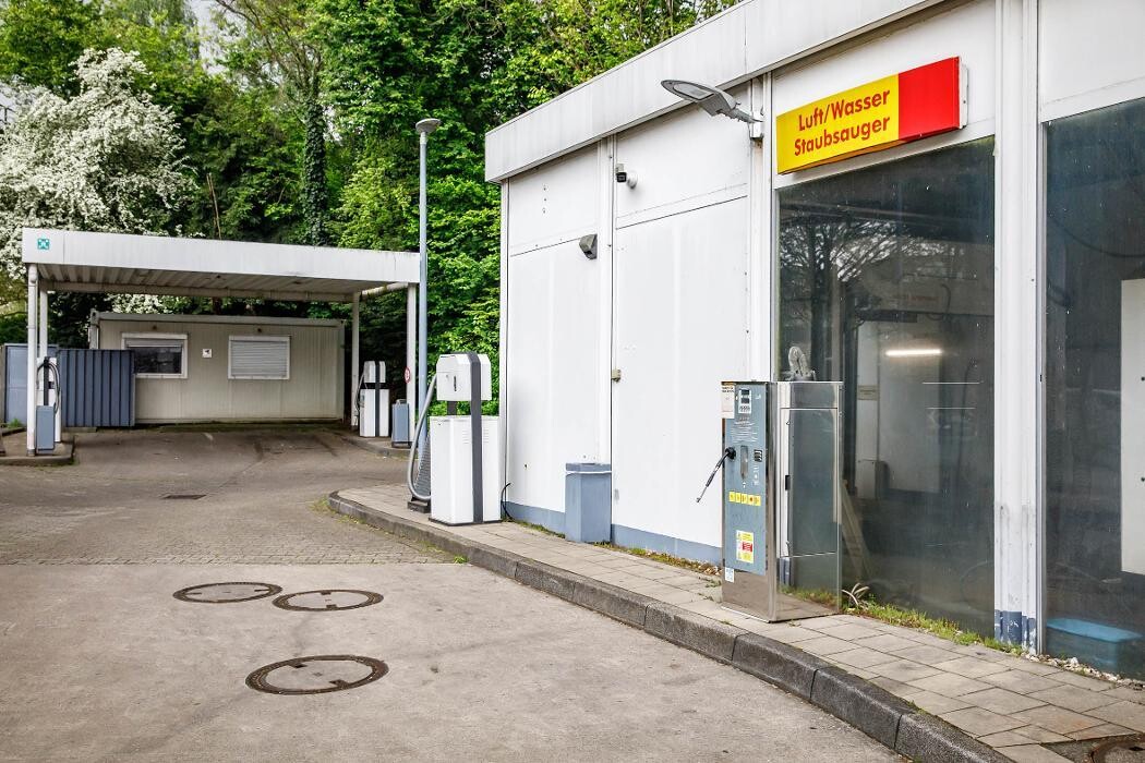 Bilder Shell Recharge Charging Station