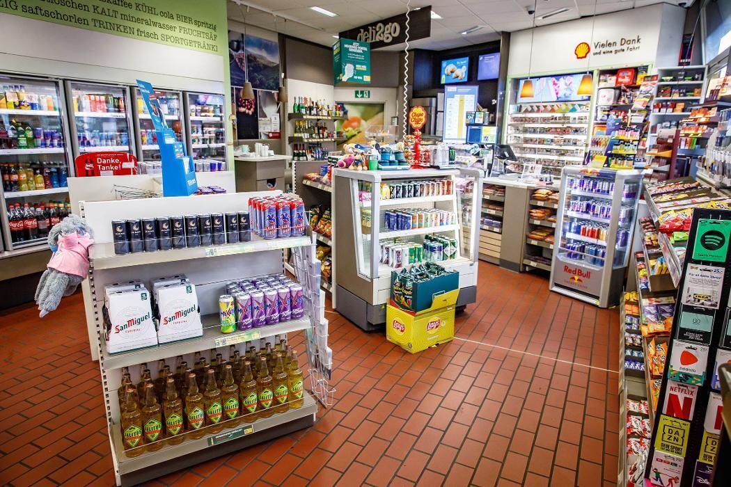 Bilder Shell Recharge Charging Station