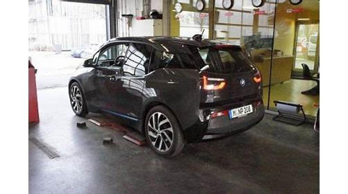 Bilder KÜS Kfz-Prüfstelle Garching