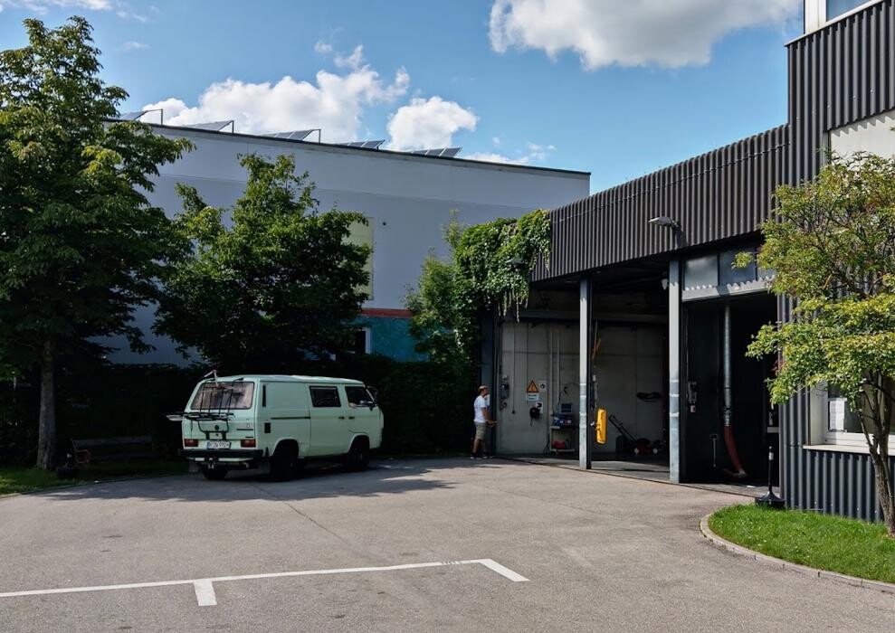 Bilder KÜS Kfz-Prüfstelle Garching