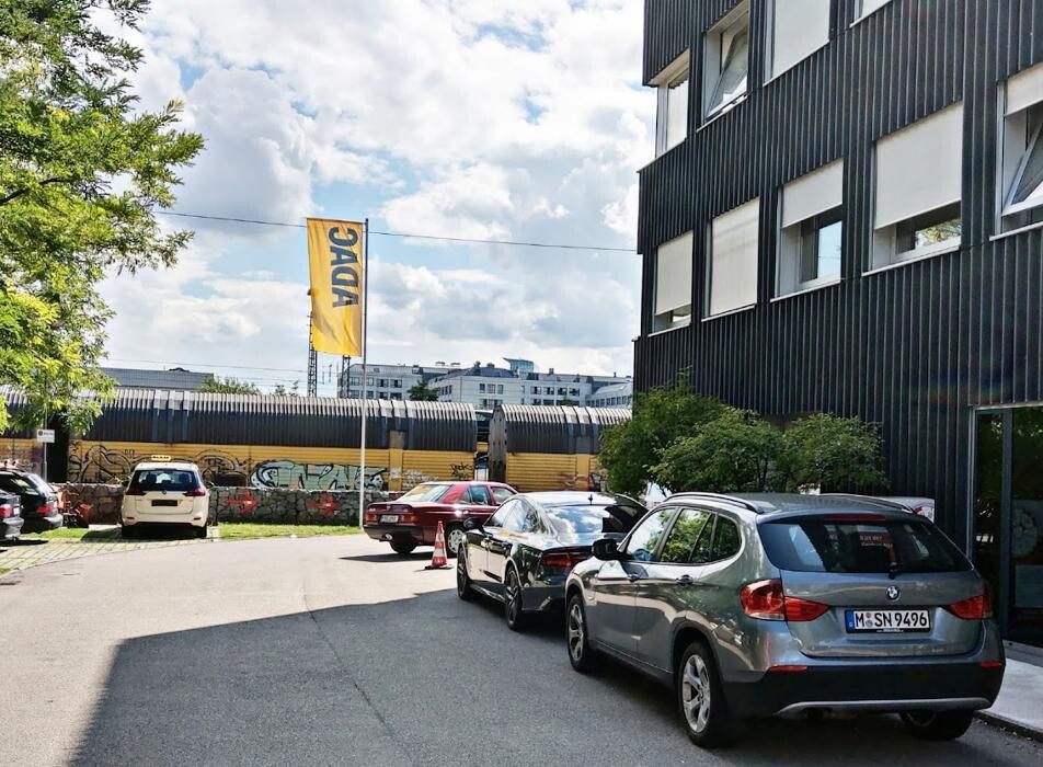 Bilder KÜS Kfz-Prüfstelle Garching