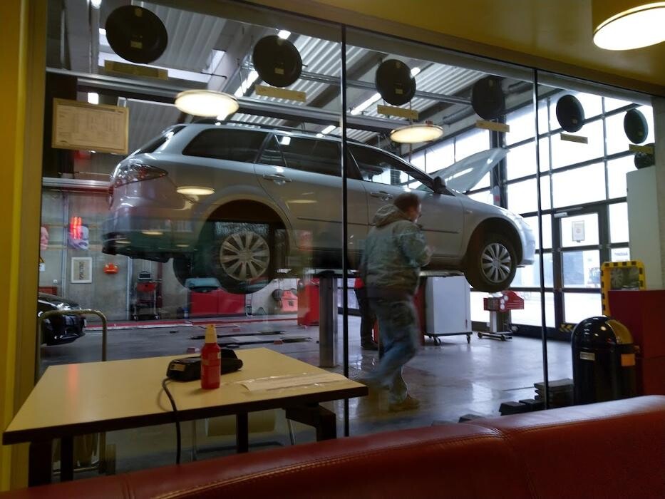 Bilder KÜS Kfz-Prüfstelle Garching