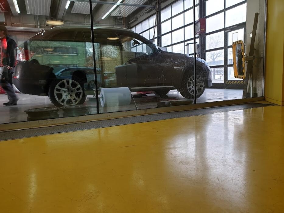 Bilder KÜS Kfz-Prüfstelle Garching