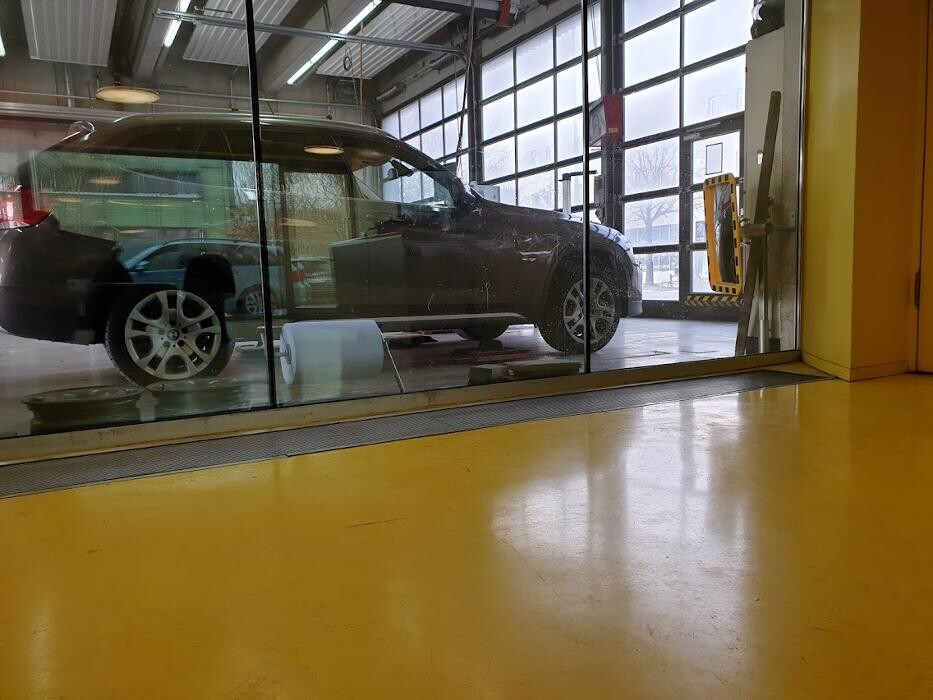 Bilder KÜS Kfz-Prüfstelle Garching