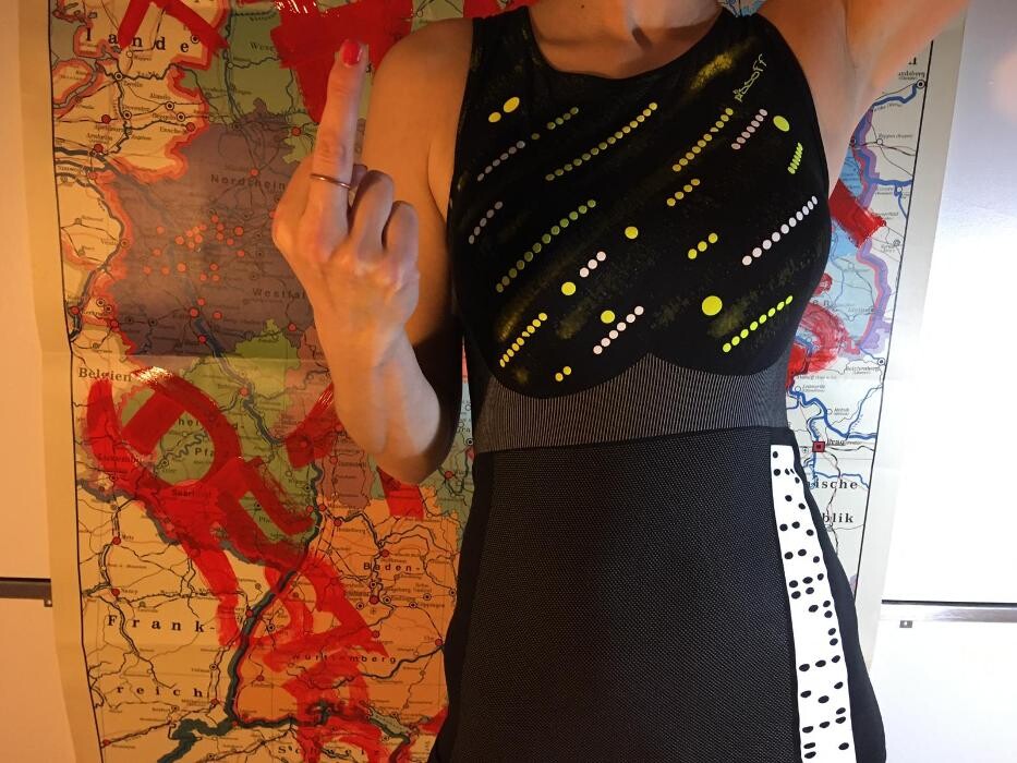 Bilder pissoff clothings