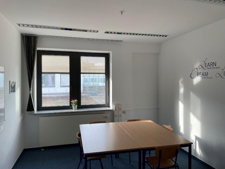 Bilder easyLEARN - Nachhilfe Dessau