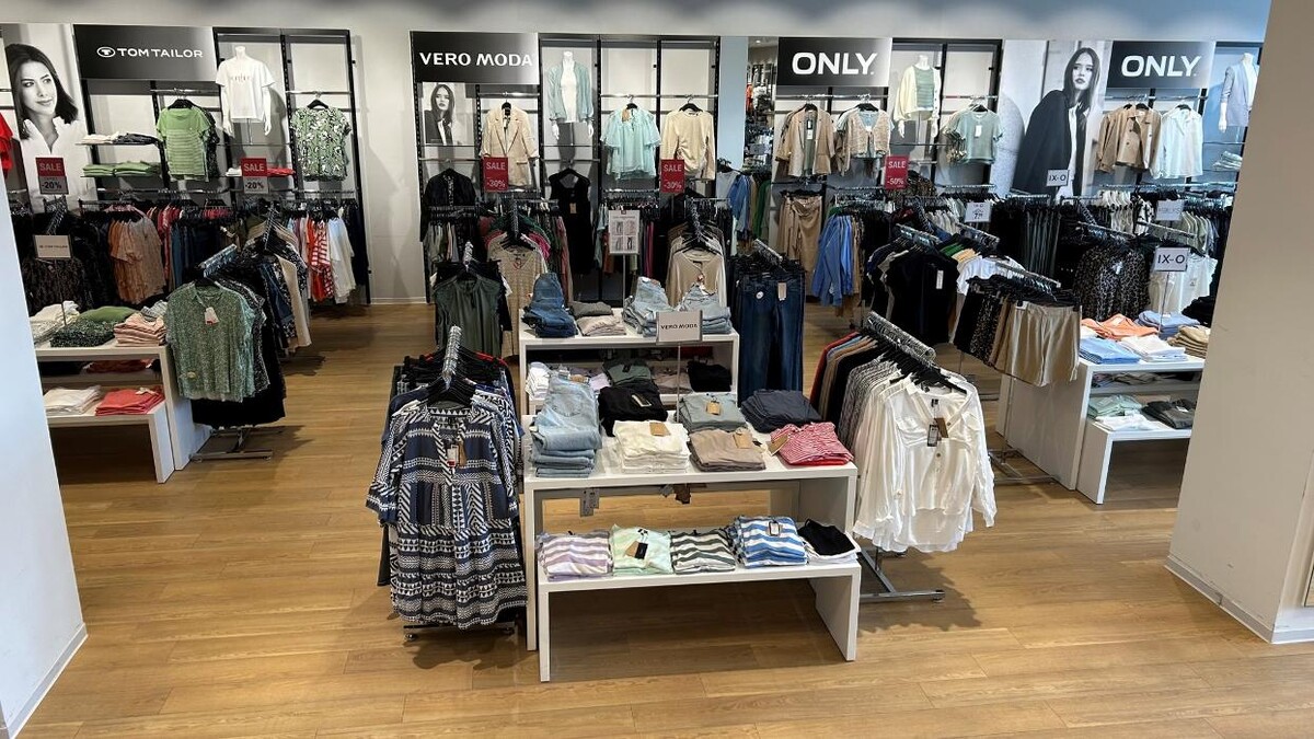 Bilder AWG Mode Center Hohen Neuendorf