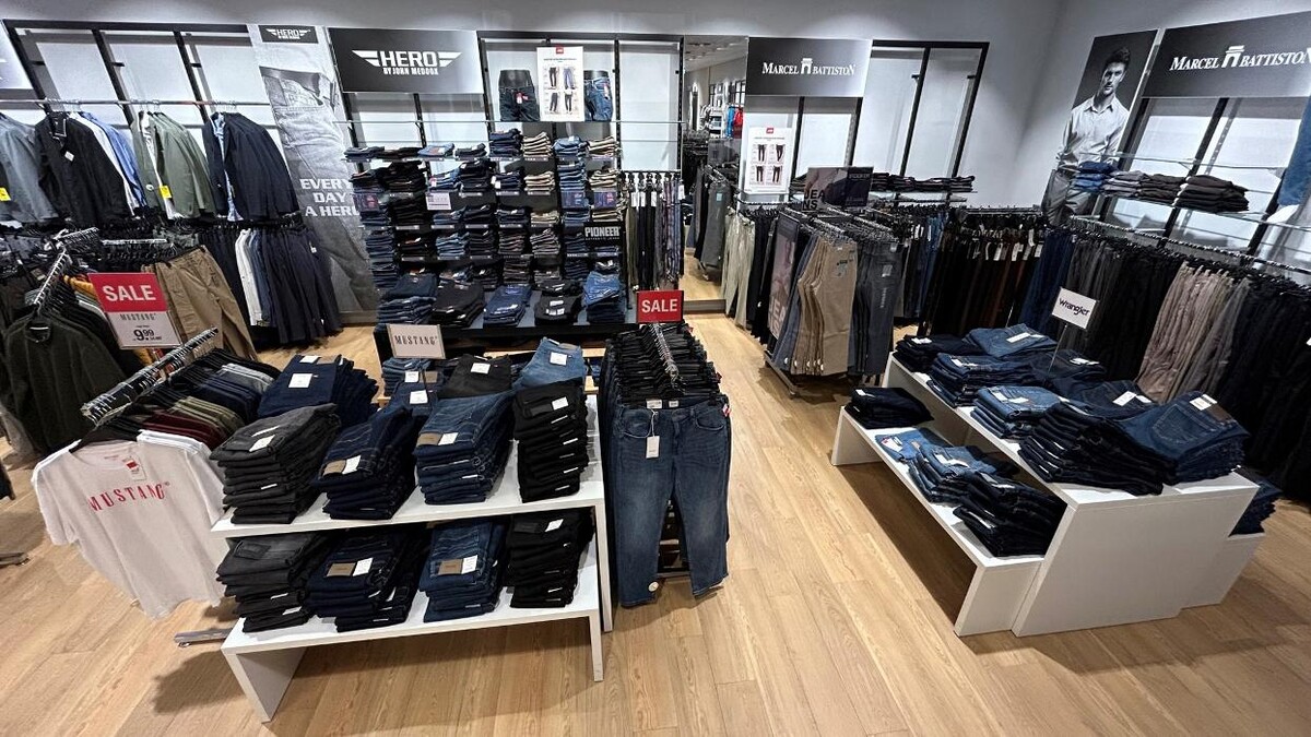 Bilder AWG Mode Center Hohen Neuendorf