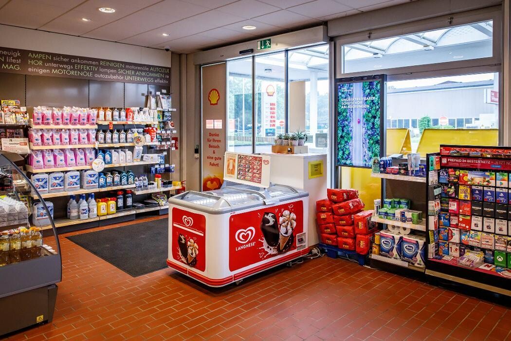 Bilder Shell Recharge Charging Station