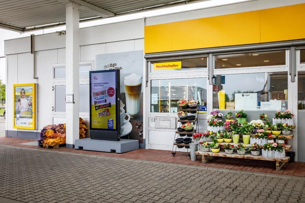 Bilder Shell Recharge Charging Station