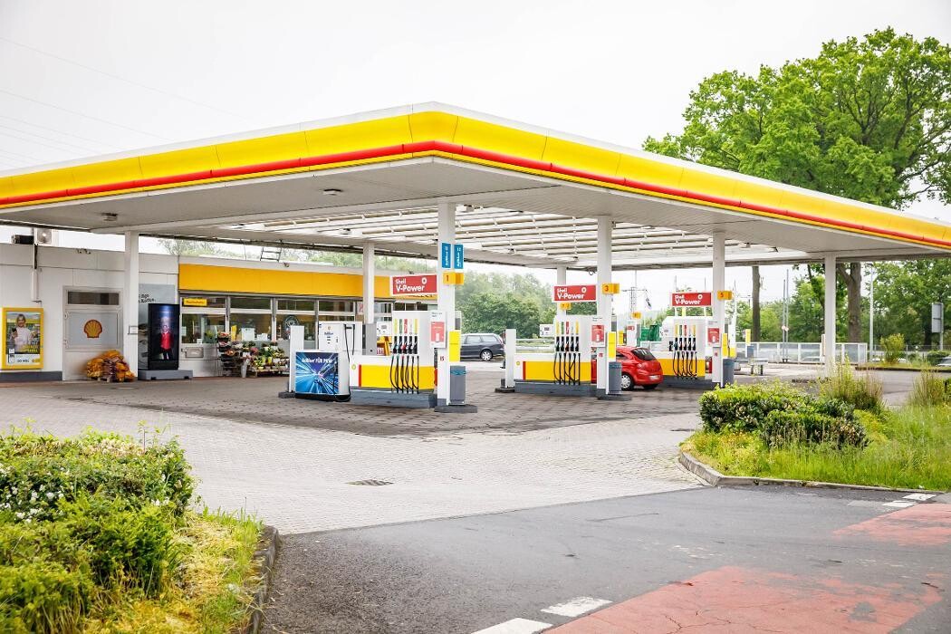 Bilder Shell Recharge Charging Station