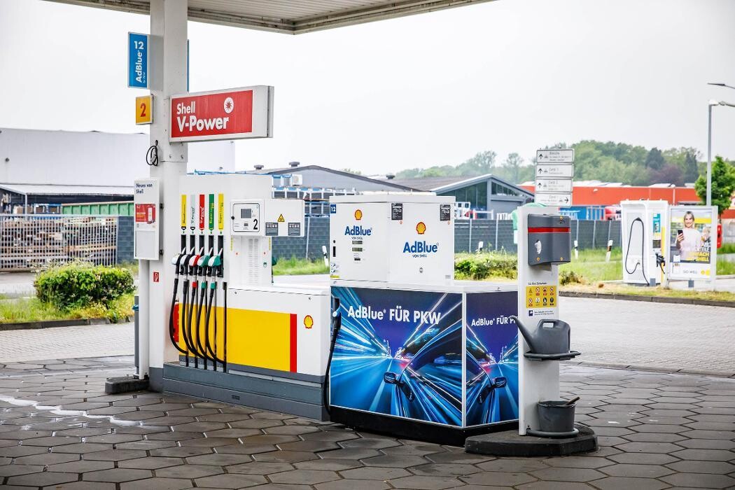 Bilder Shell Recharge Charging Station