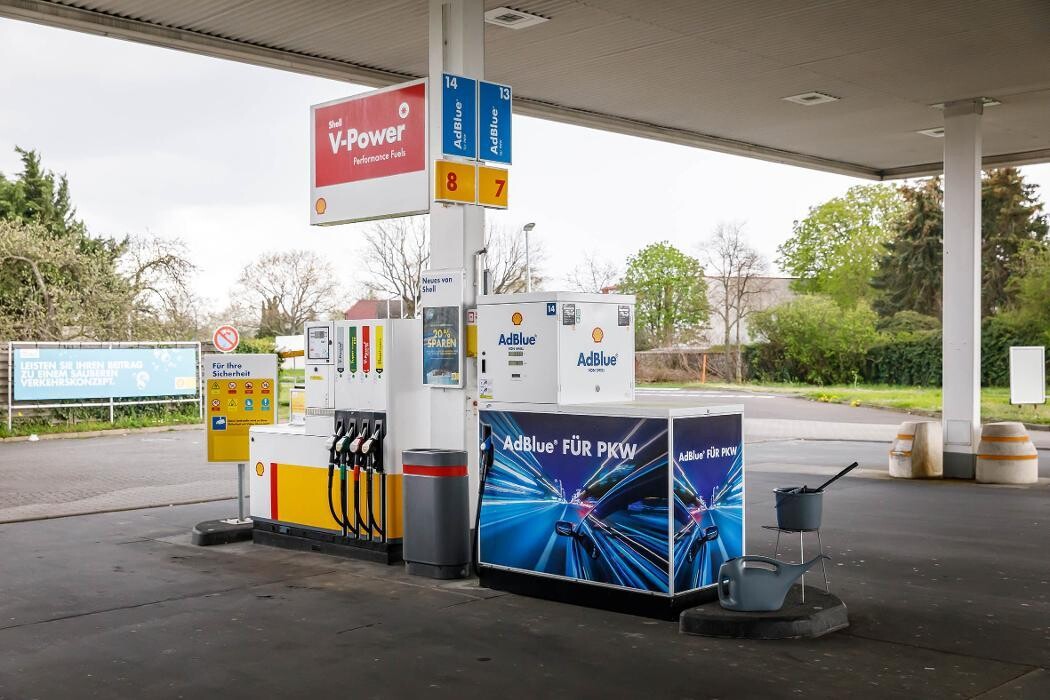 Bilder Shell Recharge Charging Station