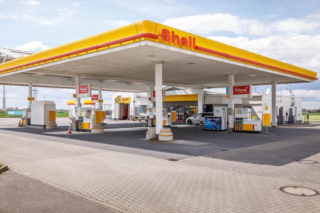 Bilder Shell Recharge Charging Station