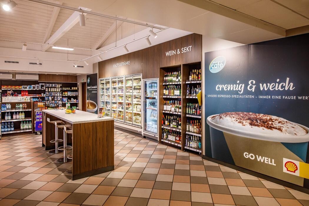 Bilder Shell Recharge Charging Station