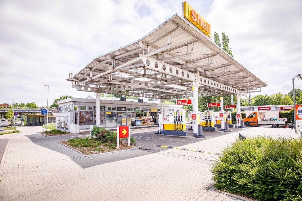 Bilder Shell Recharge Charging Station