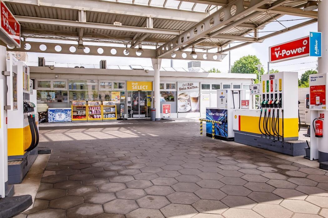 Bilder Shell Recharge Charging Station