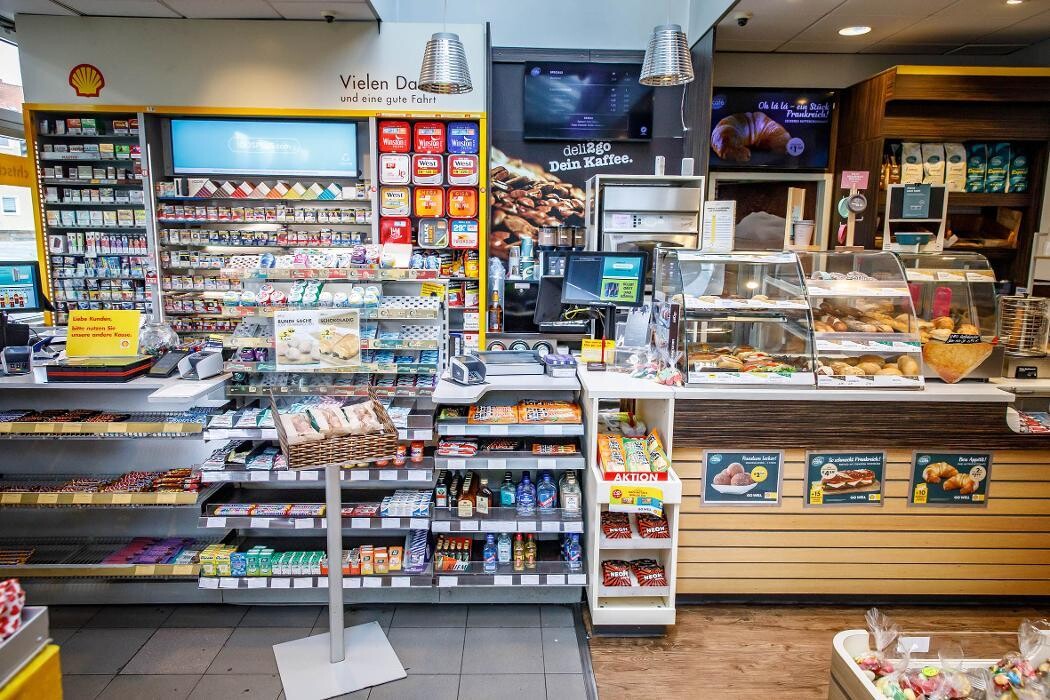 Bilder Shell Recharge Charging Station