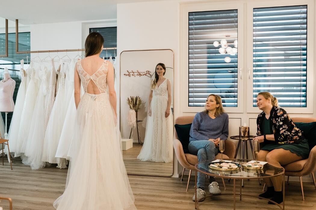 Bilder Bride to be - The Wedding Showroom