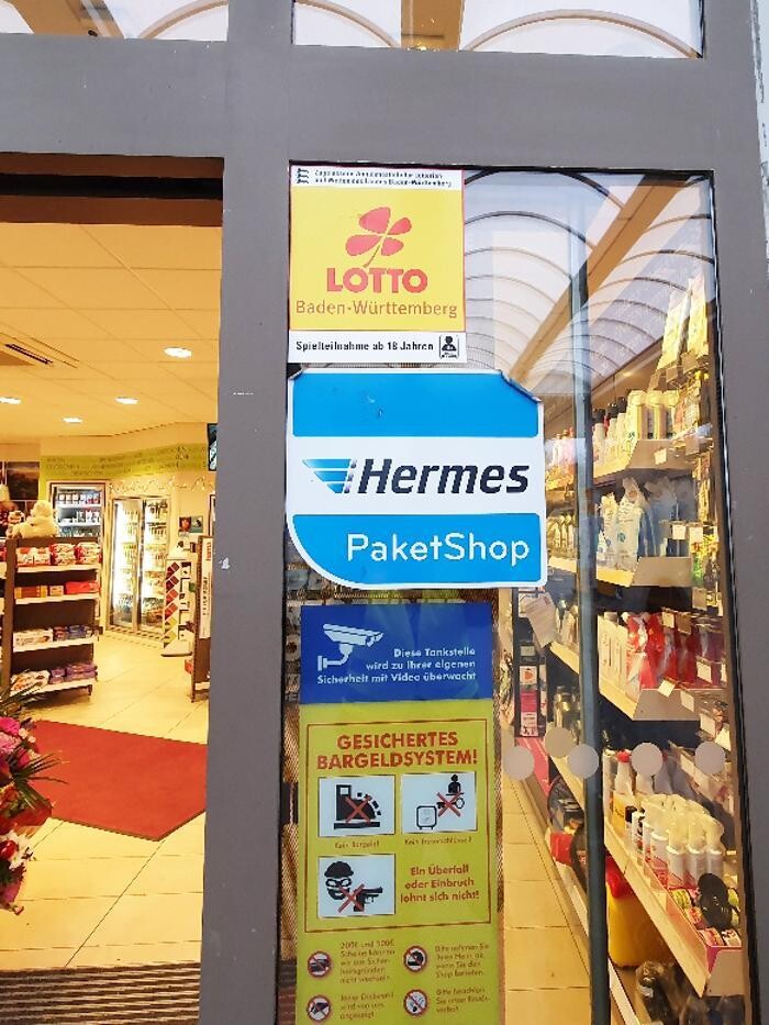 Bilder Shell Recharge Charging Station