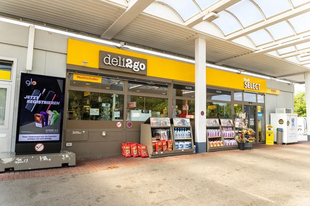 Bilder Shell Recharge Charging Station