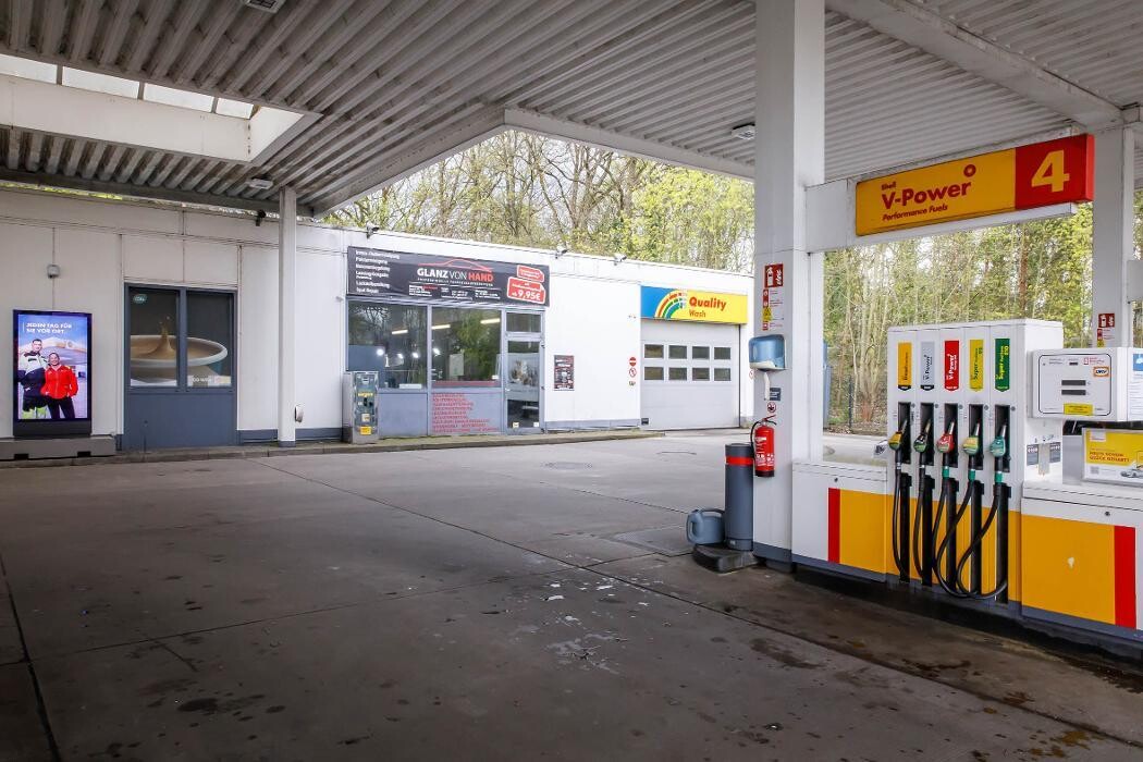 Bilder Shell Recharge Charging Station