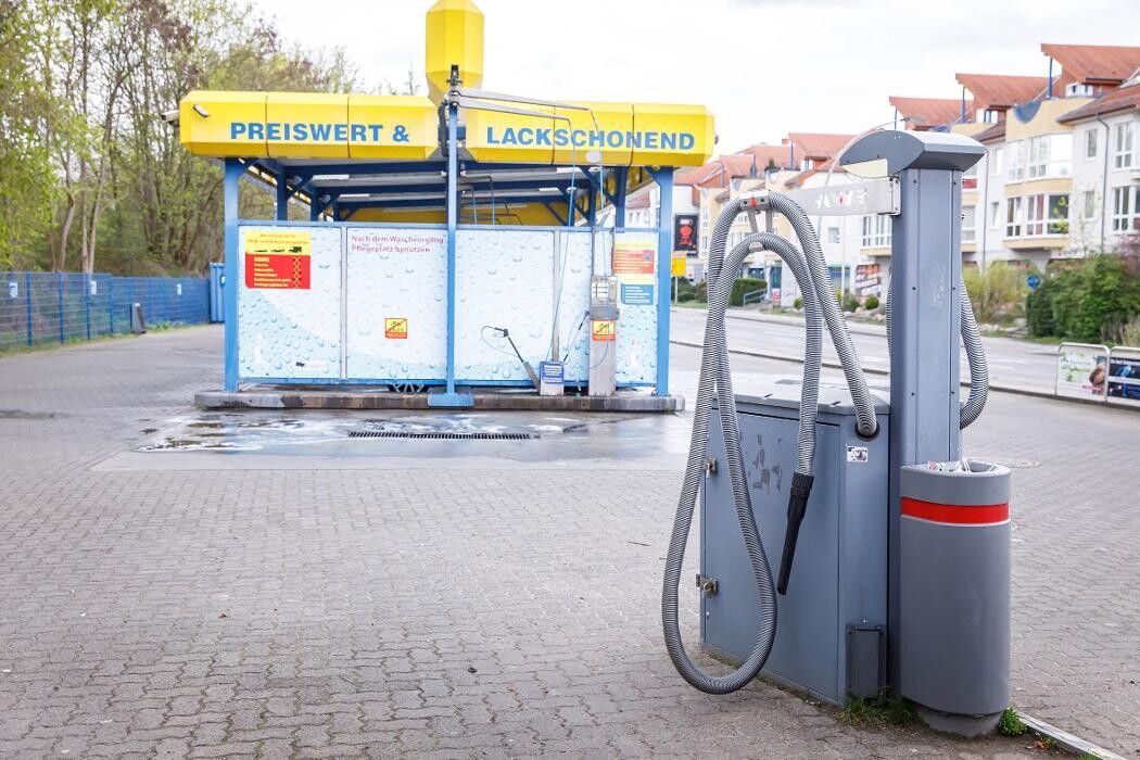 Bilder Shell Recharge Charging Station