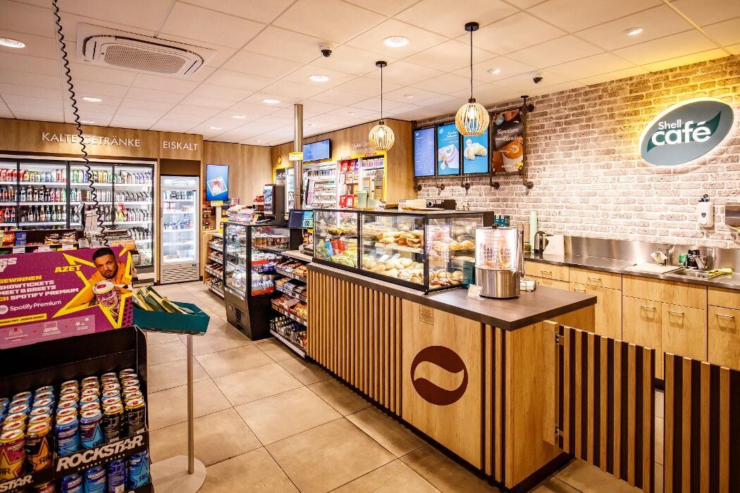 Bilder Shell Recharge Charging Station