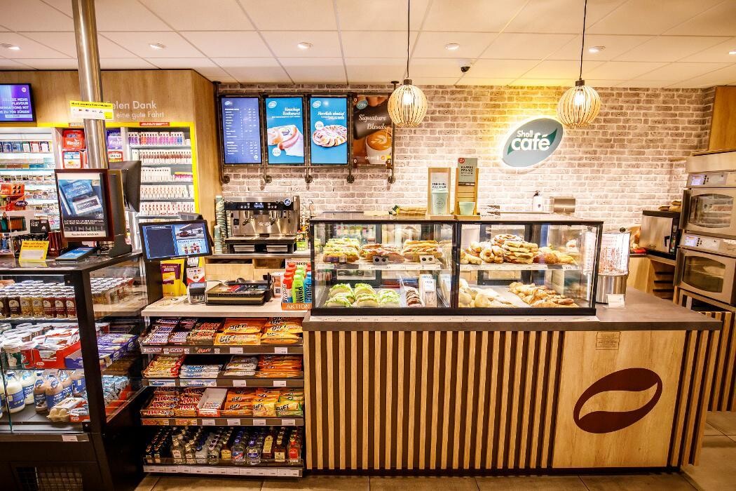 Bilder Shell Recharge Charging Station