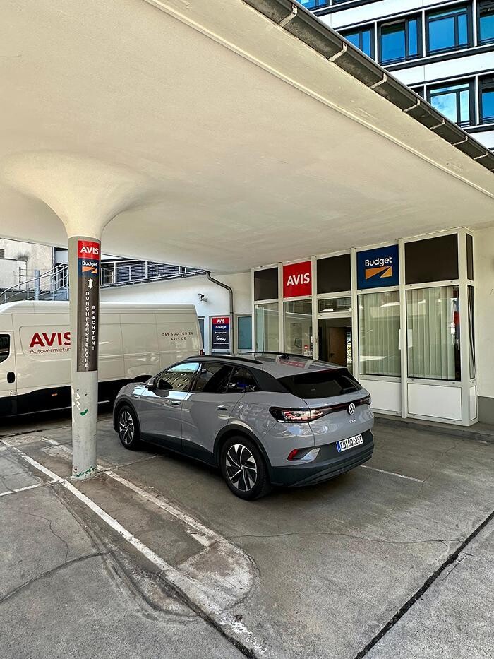 Bilder Avis Autovermietung - Düsseldorf