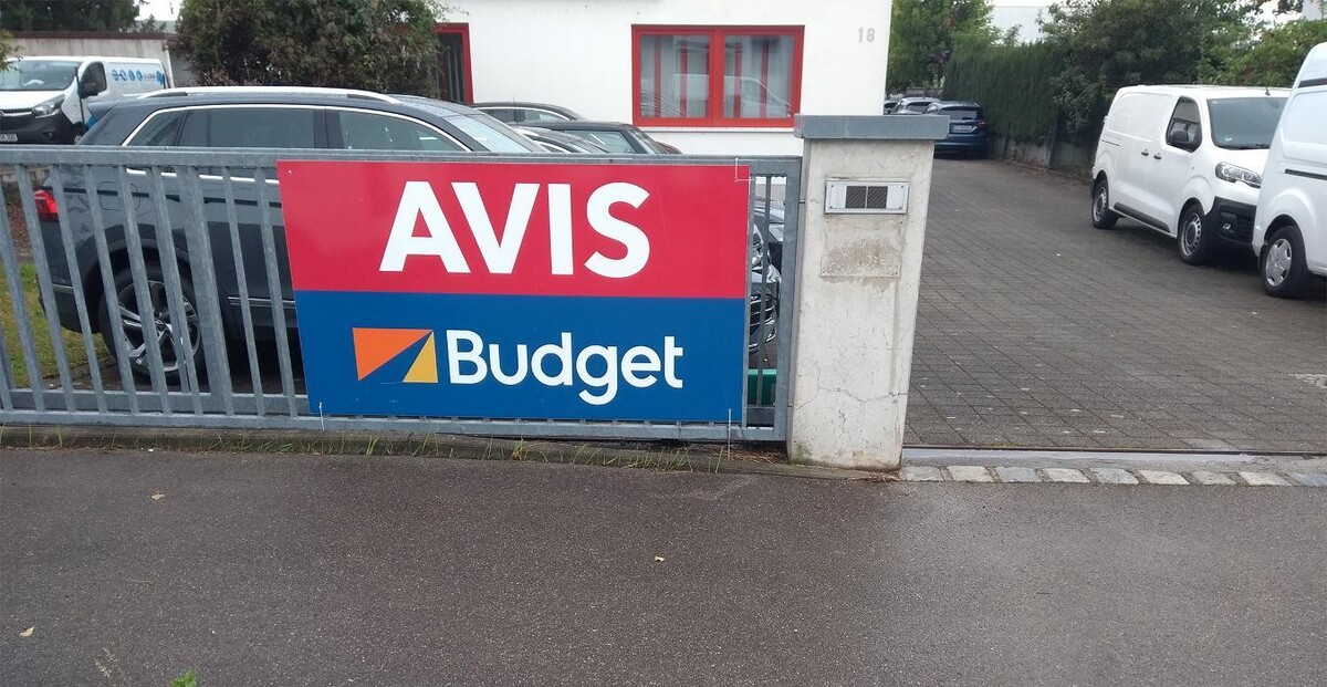 Bilder Avis Autovermietung - Augsburg