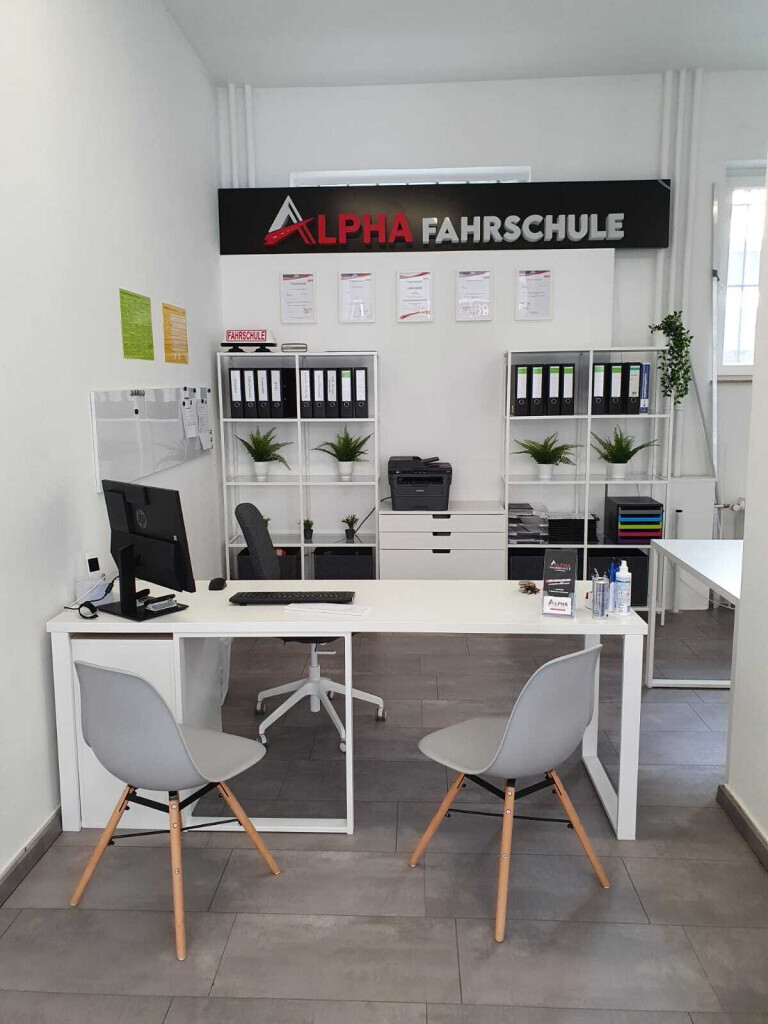 Bilder Fahrschule Alpha Wiesbaden & Rüdesheim