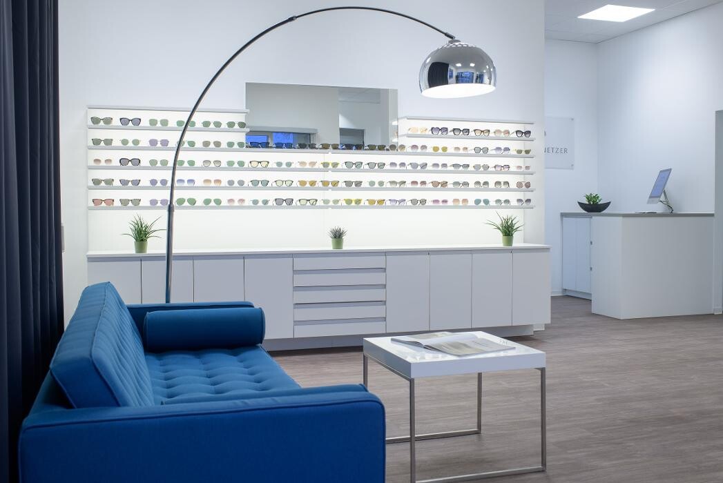 Bilder Augenoptik Schnetzer