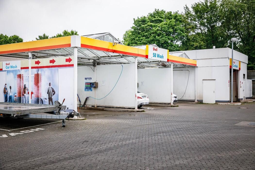 Bilder Shell Recharge Charging Station
