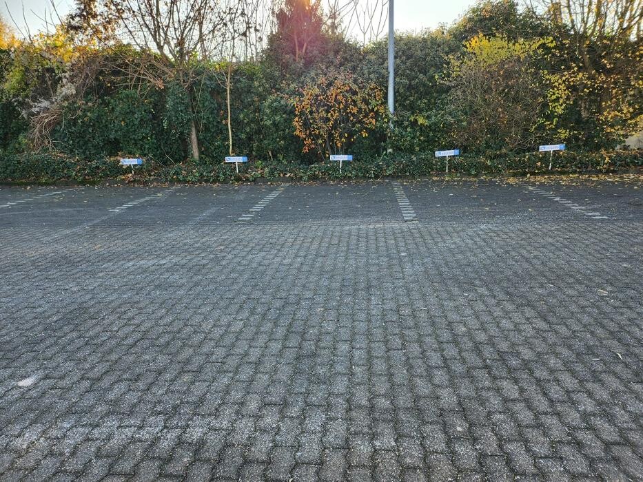 Bilder ampido Parkplatz