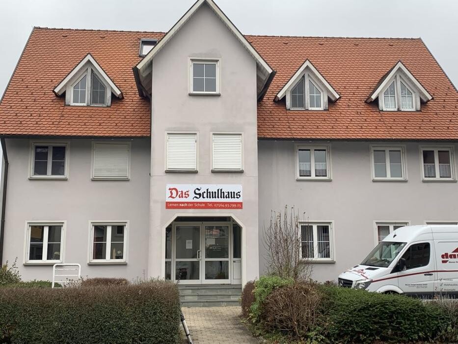 Bilder DAS SCHULHAUS