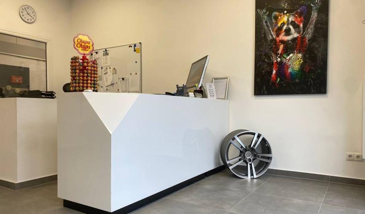 Bilder Smart Repair Center Autolack Doc