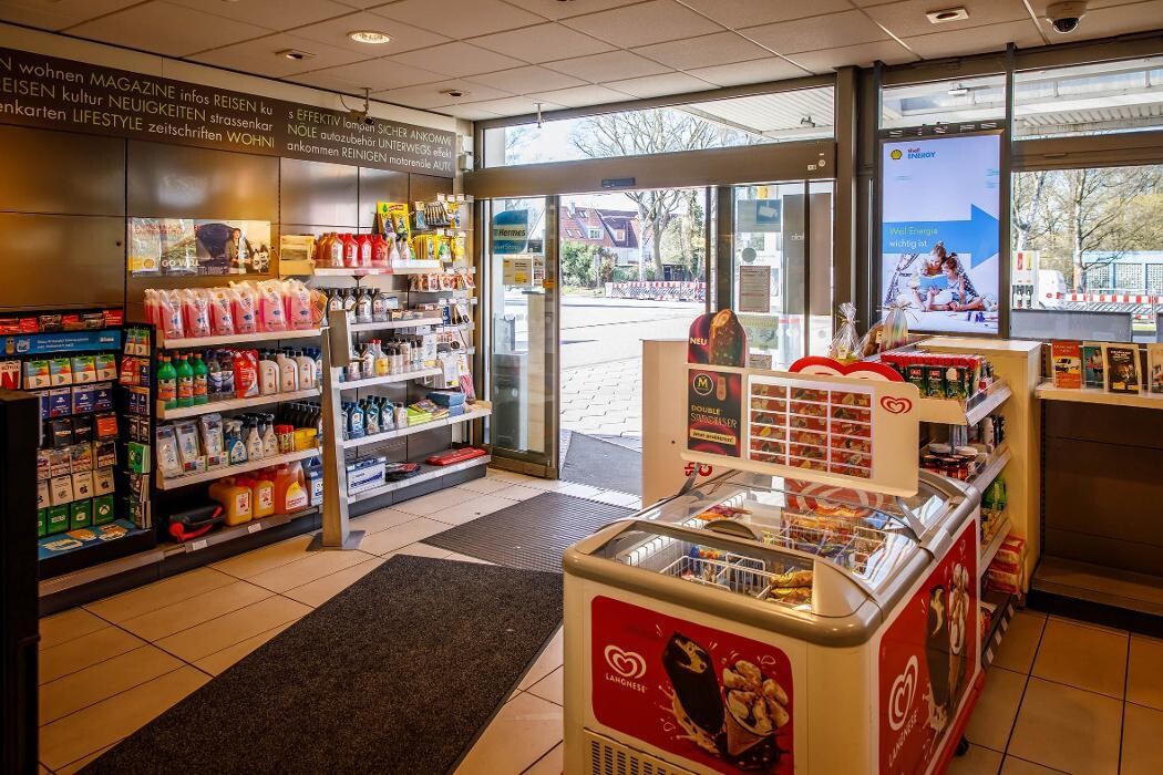 Bilder Shell Recharge Charging Station