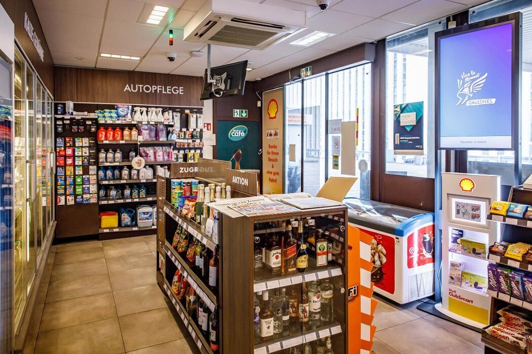 Bilder Shell Recharge Charging Station