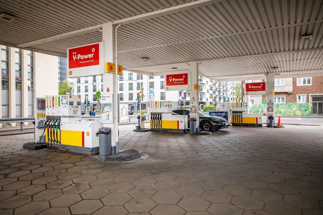 Bilder Shell Recharge Charging Station