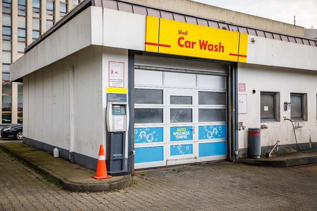 Bilder Shell Recharge Charging Station