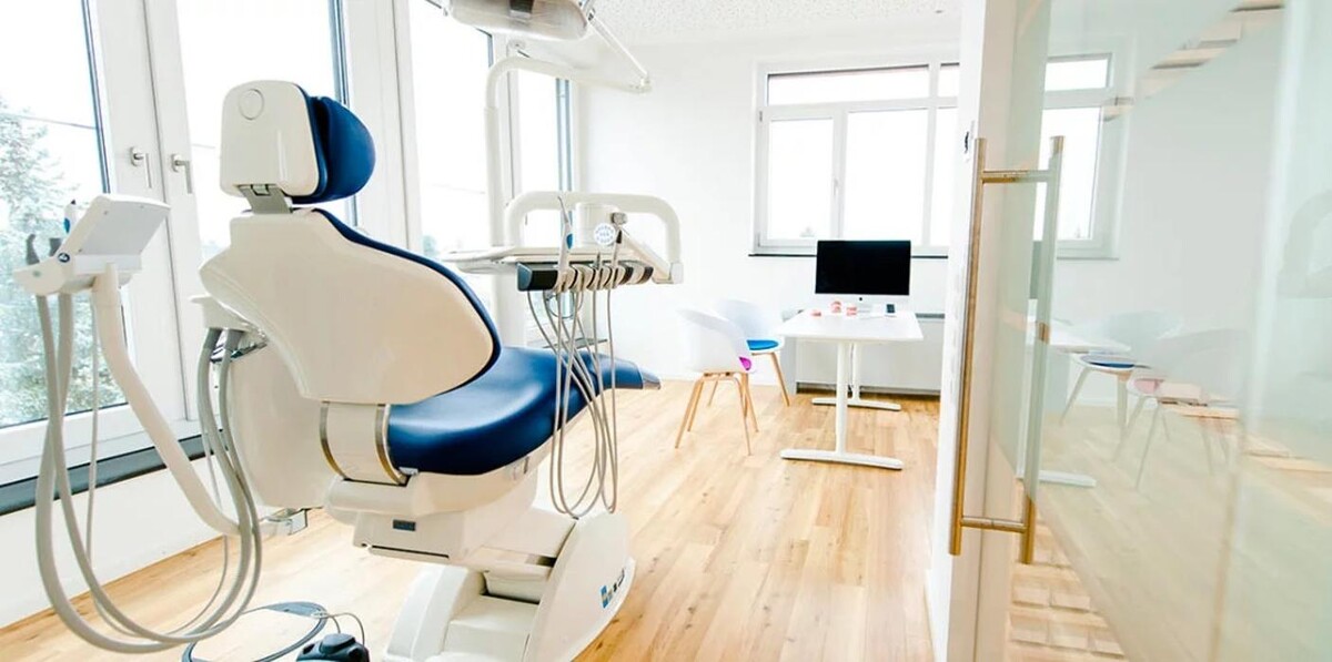 Bilder Kieferorthopädie München Trudering - Dr. Klimas & Kollegen