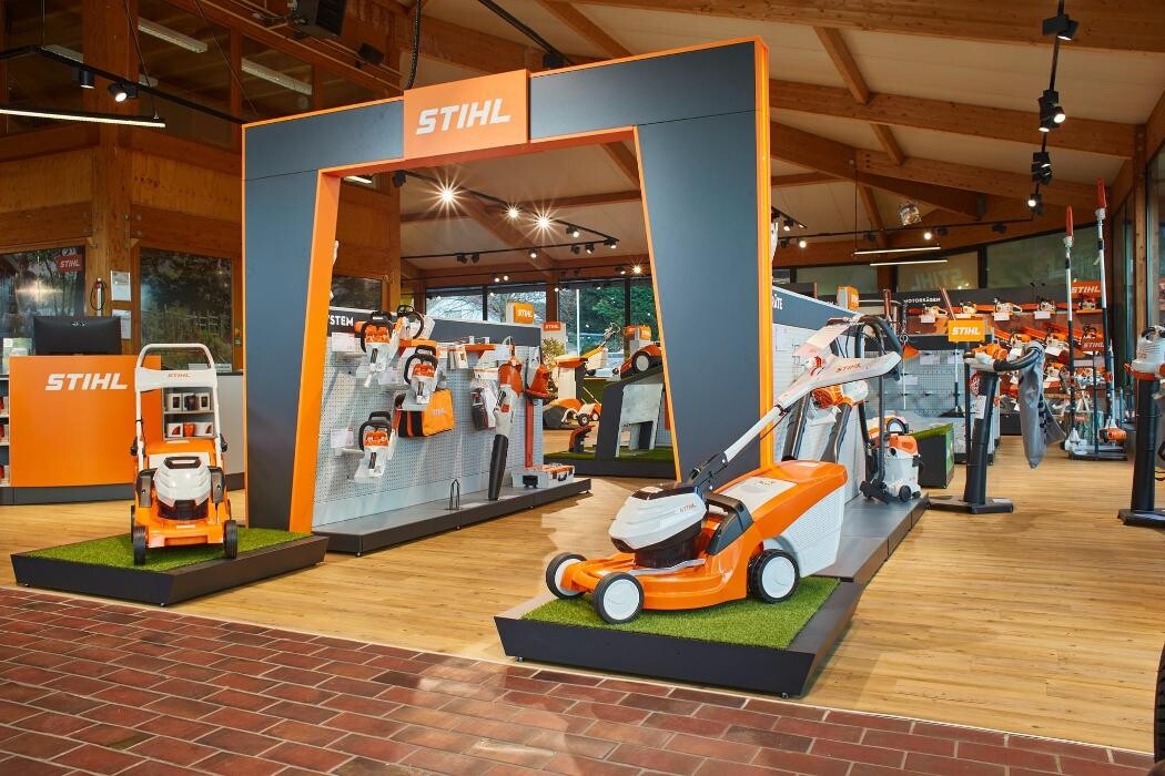Bilder Garten-Forsttechnik- Raiffeisen Technik Rhein-Main GmbH - Wegberg