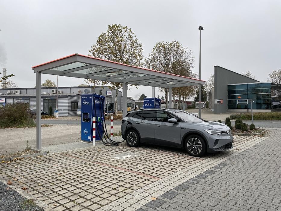 Bilder Aral pulse Ladestation